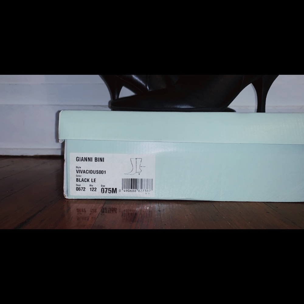 Gianni Bini Tall Boots With Small Heel - Picture 2 of 3